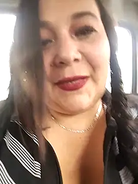 Snapshot of sara_pineros chatting on 02/17/25, 03:55 sara pineros online show from 02/17/25, 03:55