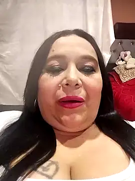 Snapshot of sara_pineros chatting on 10/12/25, 08:21 sara pineros online show from 10/12/25, 08:21
