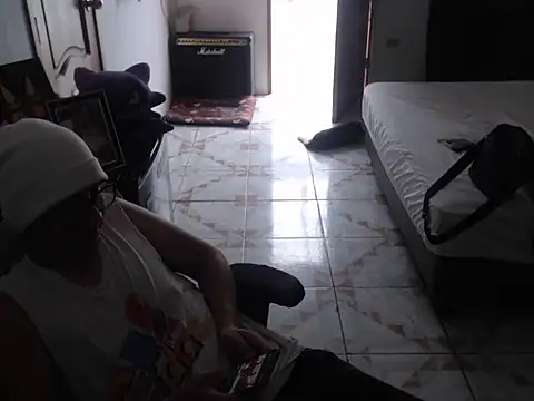 Pit xxz online show from 12/04/25, 04:50