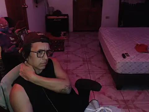 Pit xxz online show from 04/10/26, 04:41