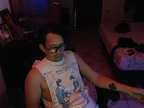 Pit xxz online show from 09/19/25, 04:05