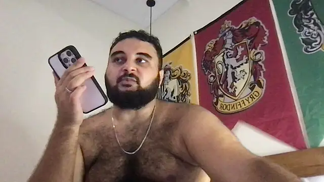 Snapshot of teddy_alan chatting on 06/12/26, 08:23 teddy alan online show from 06/12/26, 08:23