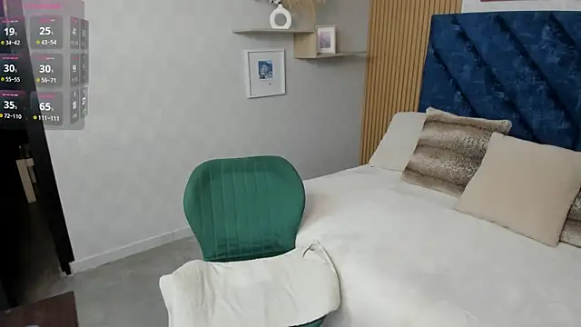 Charlotte Mayer online show from 04/06/26, 12:17