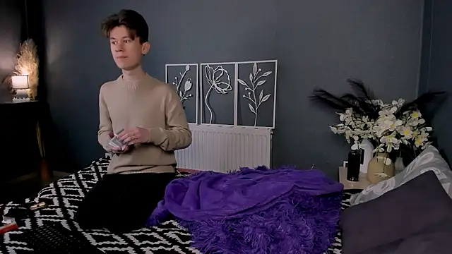 AndrewwCarter2 online show from 02/09/26, 08:29