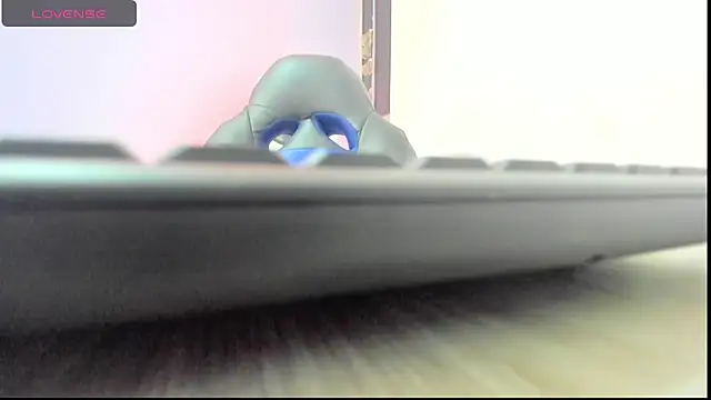 Snapshot of gwen_ashly chatting on 03/13/25, 10:10 gwen ashly online show from 03/13/25, 10:10