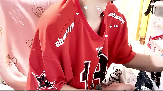 Im IVE LOVE online show from 05/07/26, 01:10