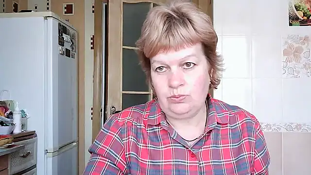 Snapshot of Ettie_Tonia chatting on 03/10/25, 07:55 Ettie Tonia online show from 03/10/25, 07:55