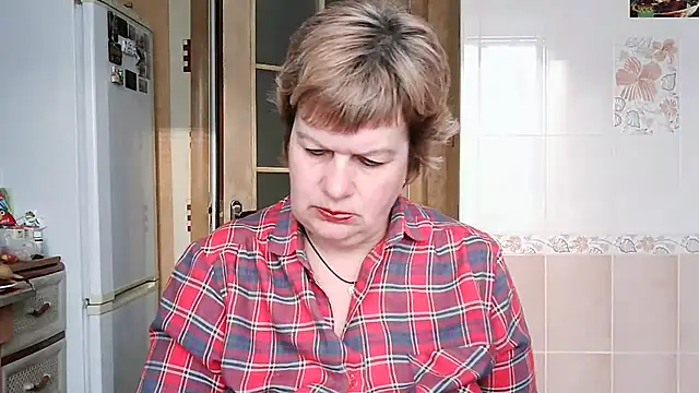 Snapshot of Ettie_Tonia chatting on 03/01/25, 02:02 Ettie Tonia online show from 03/01/25, 02:02
