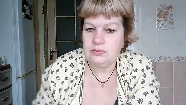 Snapshot of Ettie_Tonia chatting on 01/24/25, 11:37 Ettie Tonia online show from 01/24/25, 11:37