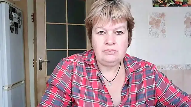 Ettie Tonia online show from 12/14/25, 10:43