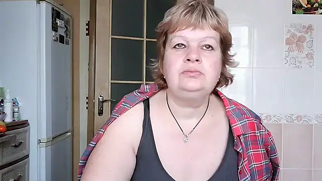 Snapshot of Ettie_Tonia chatting on 03/15/25, 06:58 Ettie Tonia online show from 03/15/25, 06:58