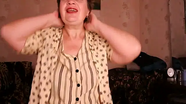 Ettie Tonia online show from 11/28/25, 06:46