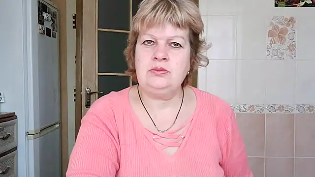 Snapshot of Ettie_Tonia chatting on 02/11/25, 11:09 Ettie Tonia online show from 02/11/25, 11:09
