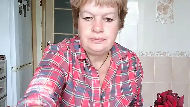 Snapshot of Ettie_Tonia chatting on 09/29/25, 11:05 Ettie Tonia online show from 09/29/25, 11:05
