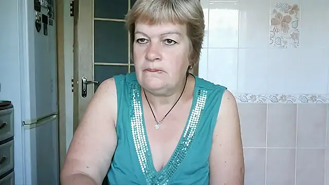 Snapshot of Ettie_Tonia chatting on 09/26/25, 08:21 Ettie Tonia online show from 09/26/25, 08:21
