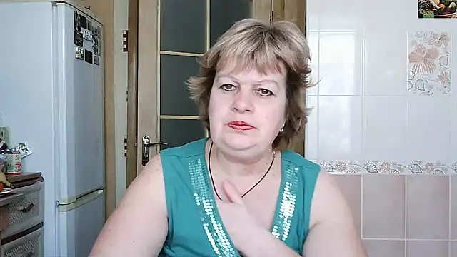 Snapshot of Ettie_Tonia chatting on 02/20/25, 09:00 Ettie Tonia online show from 02/20/25, 09:00