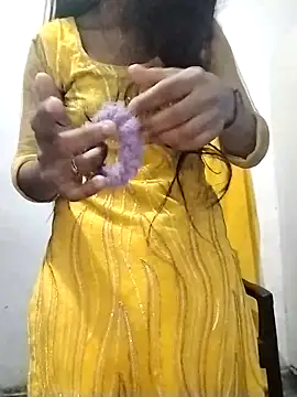 Cute-Ridhima online show from 11/30/25, 04:46