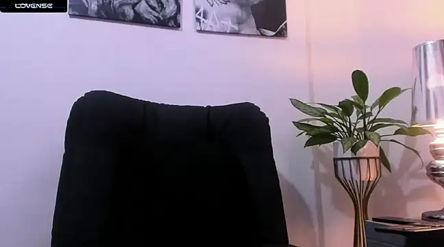 CruzVega online show from 01/24/25, 06:14