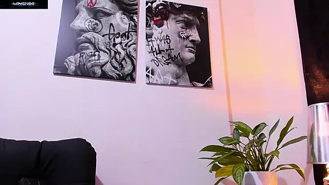 CruzVega online show from 11/29/25, 11:05