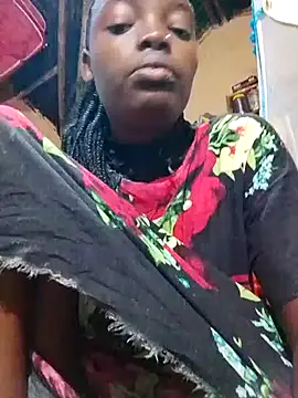 Snapshot of QUEEN-NAIMA chatting on 03/02/25, 03:24 QUEEN-NAIMA online show from 03/02/25, 03:24