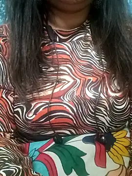 Snapshot of Dr_Kamsutra chatting on 02/13/25, 01:05 Dr Kamsutra online show from 02/13/25, 01:05