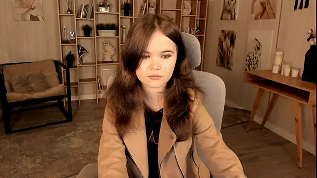 Elainebeness online show from 09/23/25, 07:43