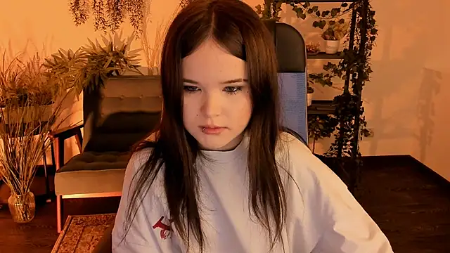 Elainebeness online show from 01/18/26, 10:02