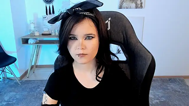 Elainebeness online show from 02/26/25, 07:21