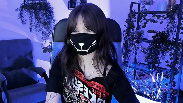 Elainebeness online show from 04/02/26, 04:24