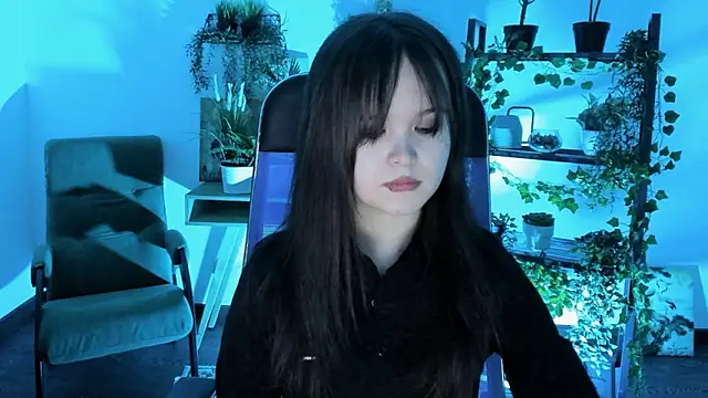 Elainebeness online show from 03/17/26, 07:06