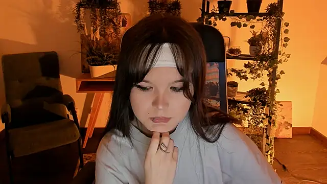 Elainebeness online show from 03/15/26, 07:32