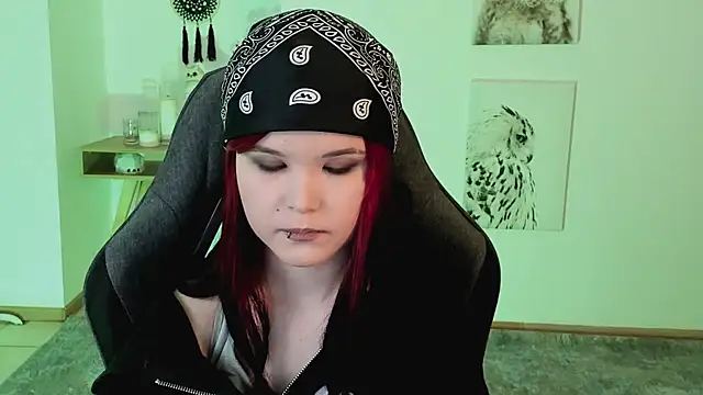 Elainebeness online show from 03/15/25, 10:11