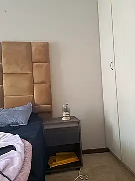 thicktash online show from 10/19/25, 08:50