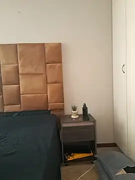 thicktash online show from 09/21/25, 07:57