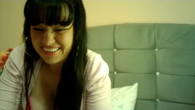 taylor198115 online show from 12/05/25, 06:34