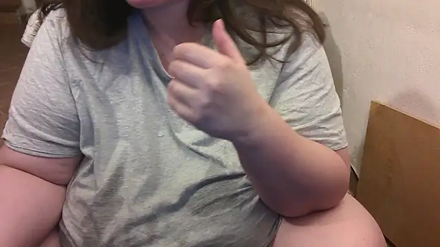 Maebi online show from 09/28/25, 10:17