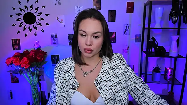 JaneWyatt online show from 03/06/25, 07:36