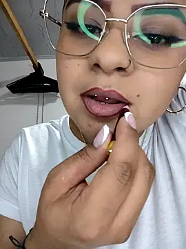 Princess Lau online show from 04/18/26, 02:36