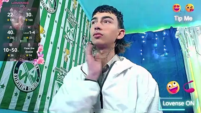 ttimy x boy online show from 12/15/25, 02:45