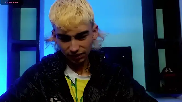 ttimy x boy online show from 03/30/26, 08:21