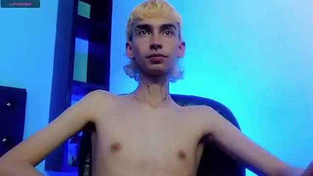 ttimy x boy online show from 03/31/26, 08:27