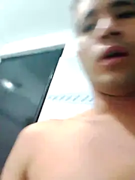 Snapshot of zaid_lion chatting on 05/15/26, 01:09 zaid lion online show from 05/15/26, 01:09