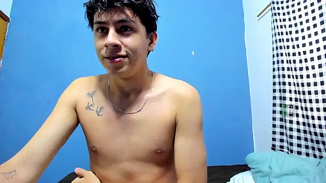 Snapshot of Kanterfun chatting on 12/15/24, 12:06 Kanterfun online show from 12/15/24, 12:06