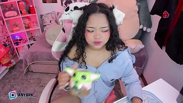 anyburkee online show from 10/28/25, 12:11