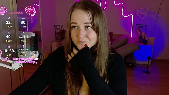 LizzyShine online show from 12/01/25, 01:56