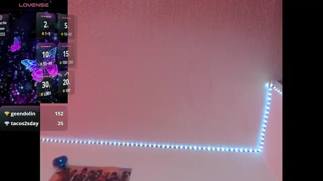 lorenitha 20 online show from 11/13/25, 03:27