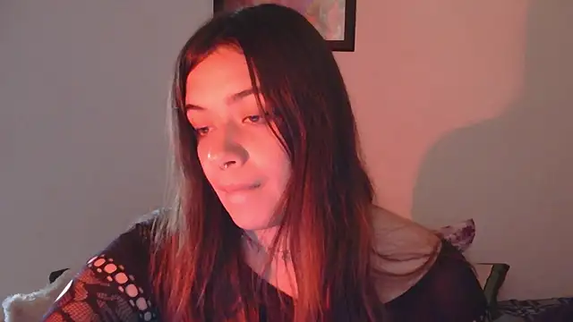 Snapshot of Miss_oliviaa chatting on 03/20/25, 07:57 Miss oliviaa online show from 03/20/25, 07:57