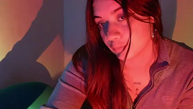 Snapshot of Miss_oliviaa chatting on 02/14/25, 11:09 Miss oliviaa online show from 02/14/25, 11:09
