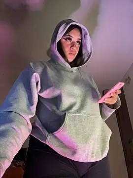 Miss oliviaa online show from 02/13/26, 10:54