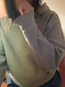 Miss oliviaa online show from 11/15/25, 06:23